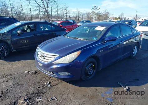 2012 Hyundai Sonata Se z USA, uszkodzony, nr VIN 5NPEC4AC1CH465939